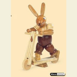 Hase auf Roller  -  11cm