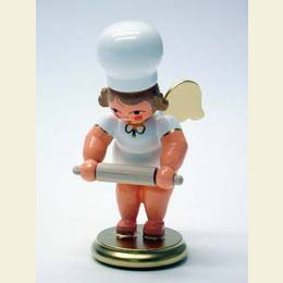 Baker Angel with kitchen tool - 7,5cm / 3 inch